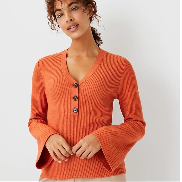 🆕Ann Taylor - Picture 1 of 5